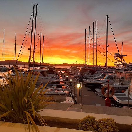Apartment "50 Shades" With Balcony And Free Parking In The Garage Zadar Extérieur photo