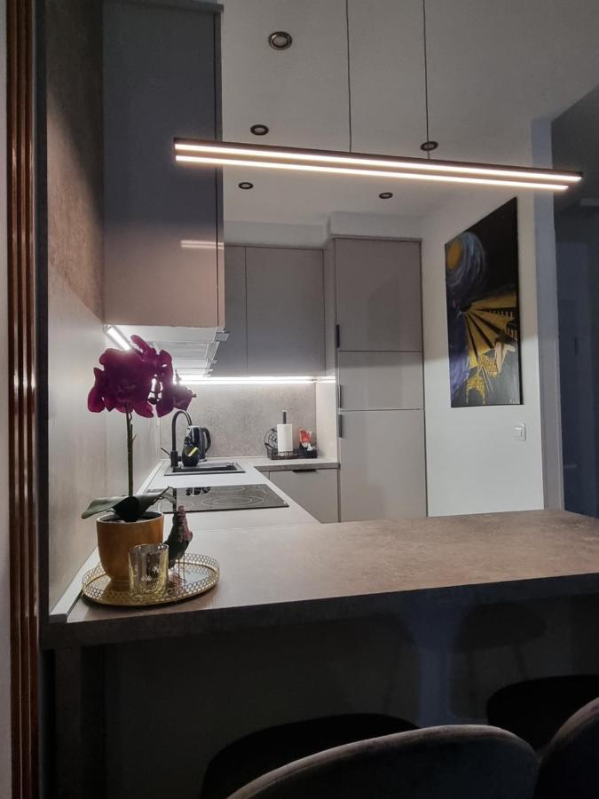 Apartment "50 Shades" With Balcony And Free Parking In The Garage Zadar Extérieur photo