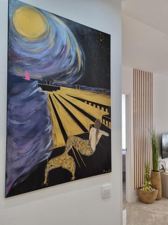 Apartment "50 Shades" With Balcony And Free Parking In The Garage Zadar Extérieur photo